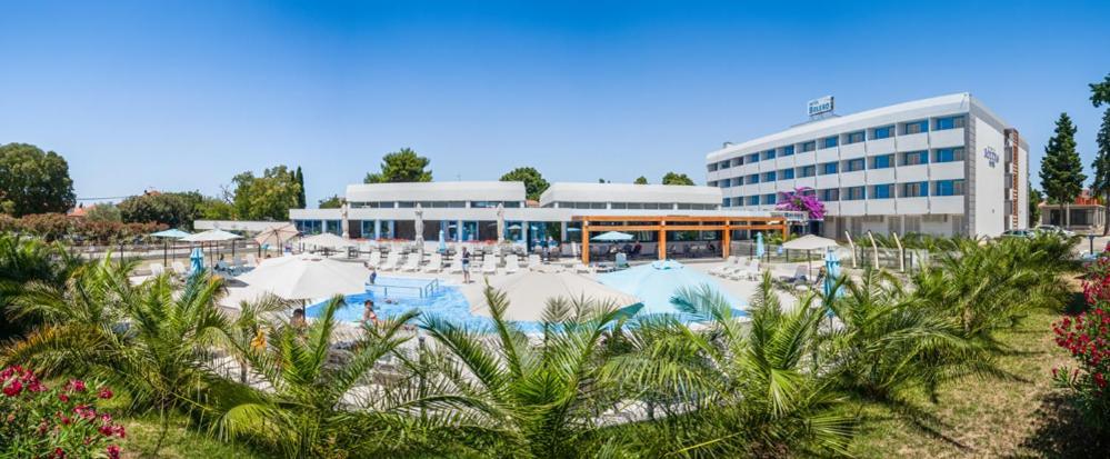 Hotel Bolero ビオグラード・ナ・モル エクステリア 写真