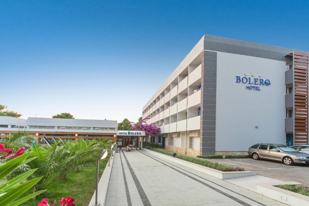 Hotel Bolero ビオグラード・ナ・モル エクステリア 写真